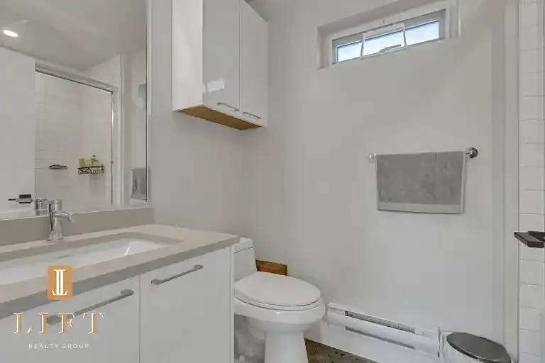 901 Jackson Cres #1A — Photo 11