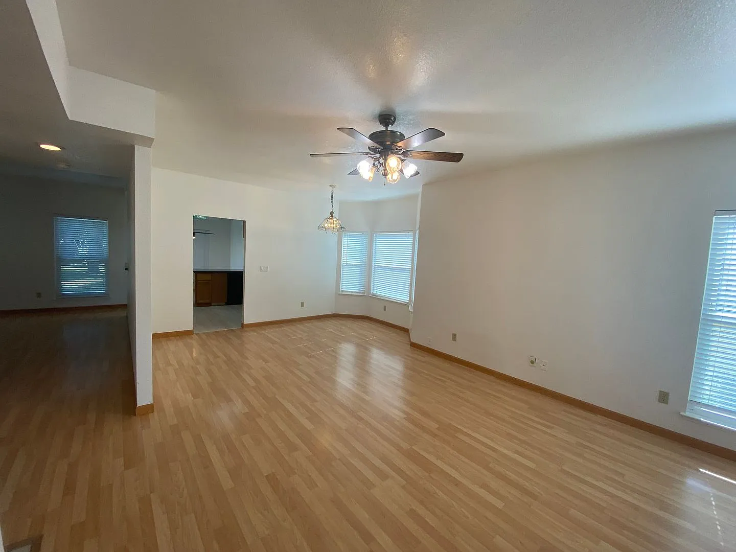 614 Countryside Drive, Vacaville - Mid September 2026 — Photo 3
