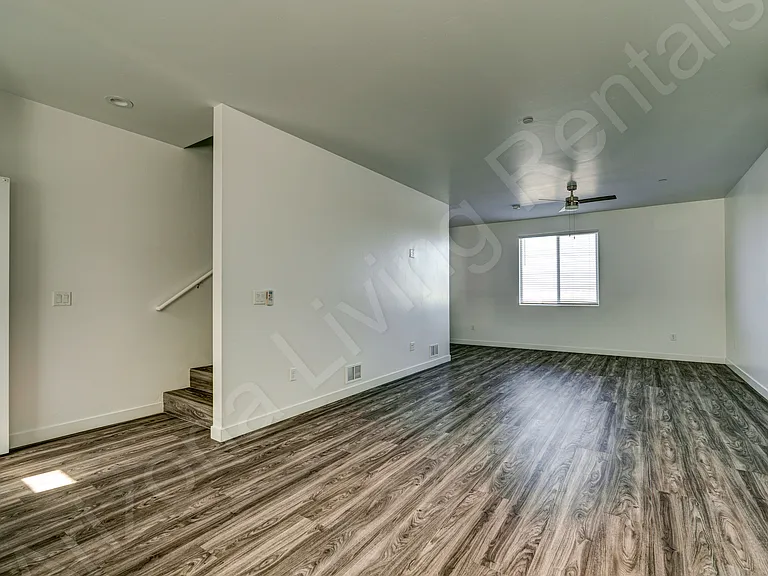 2061 Magnolia Dr #A102 — Photo 8