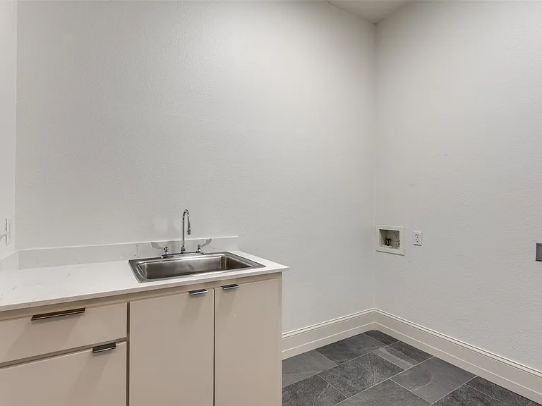 3967 Travis St — Photo 16