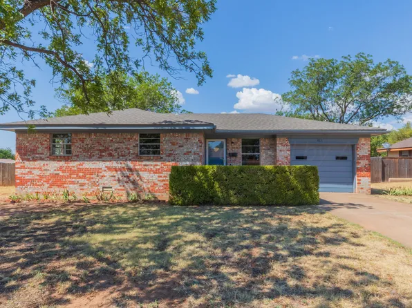 813 S Houston St, Shamrock, TX 79079