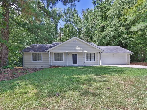 4610 Aberdeen Ln, Stone Mountain, GA 30083