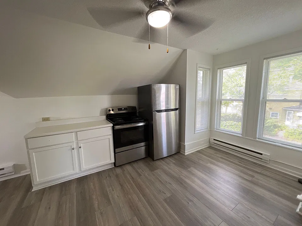 Spacious and bright two bedroom has in unit washer and dryer, off steet parking and Section 8 wel...