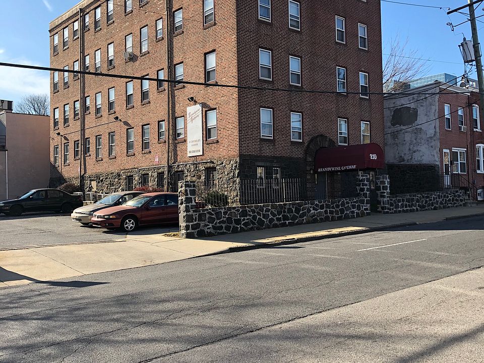 1st image of 210 E 16th St #Bb