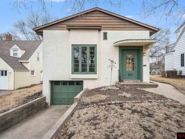 213 Sisseton Dr, Fairmont, MN 56031