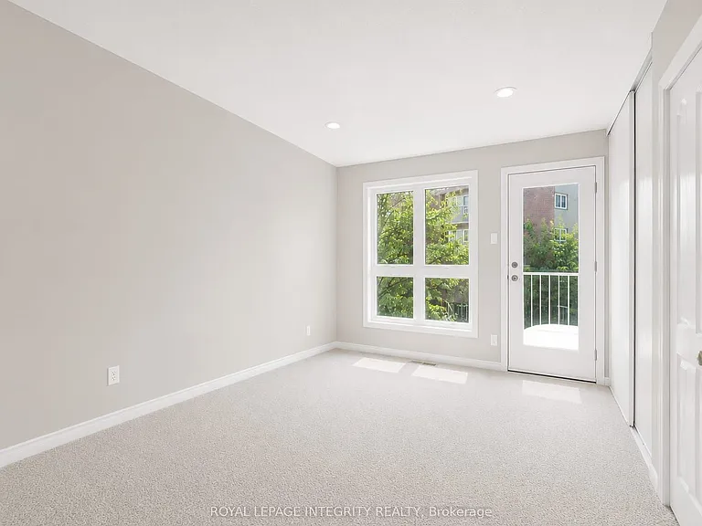 1660 Locksley Ln #21 — Photo 12