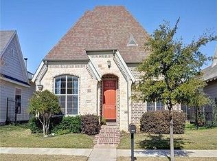 8009 Mimosa Dr, North Richland Hills, TX 76180