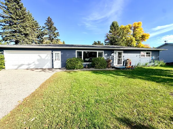 1318 Sunny St, Crookston, MN 56716