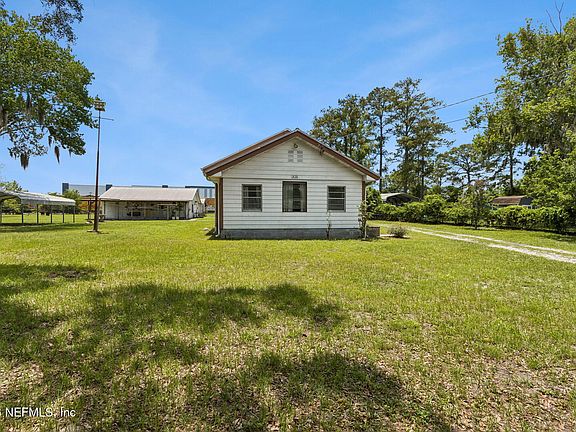 2nd image of 1826 FAYE Road