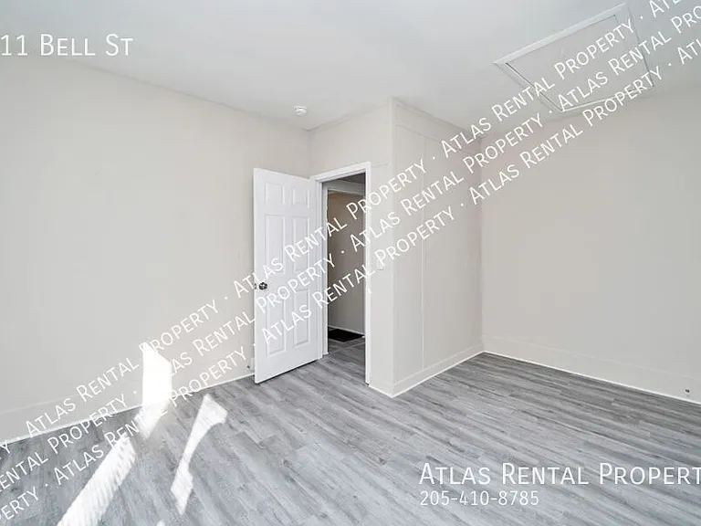611 Bell St — Photo 15