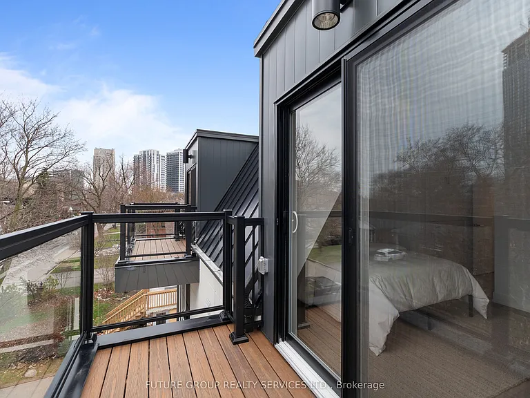 34 Poplar Ave #4 — Photo 24