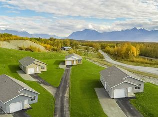8277 E Snowy Pass Cir, Wasilla, AK 99654