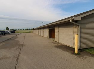 104 Gardens Ct #12, Farley, IA 52046