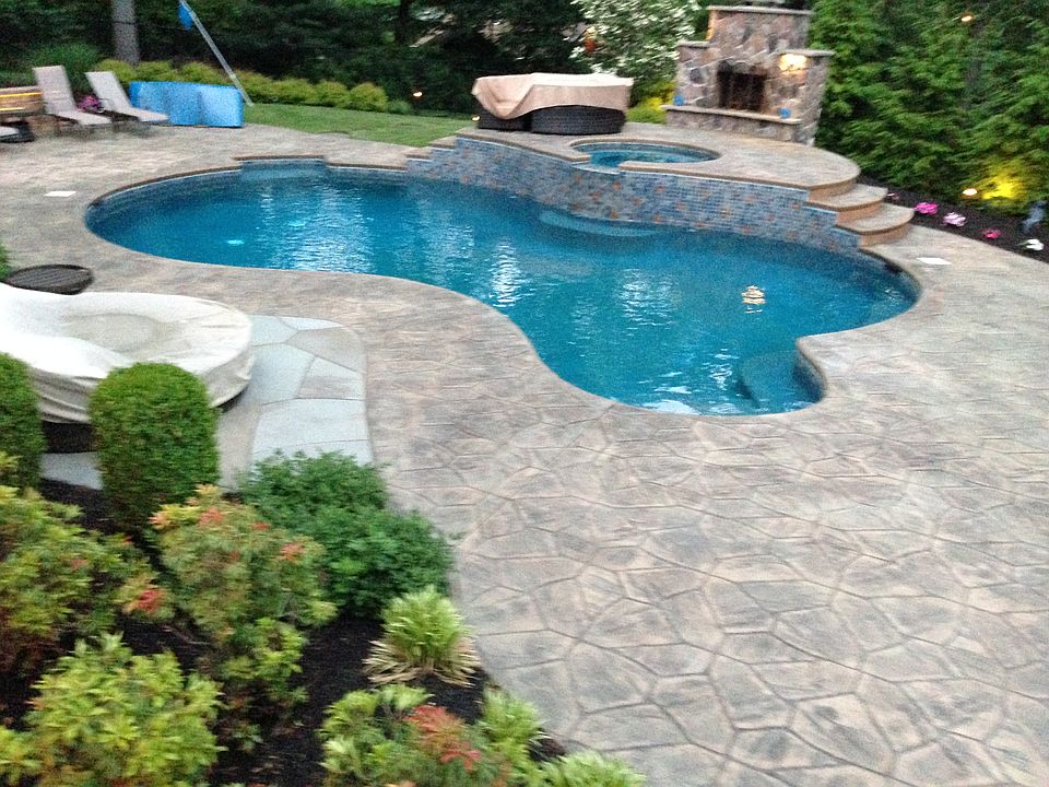 2nd image of 44 Summit Dr