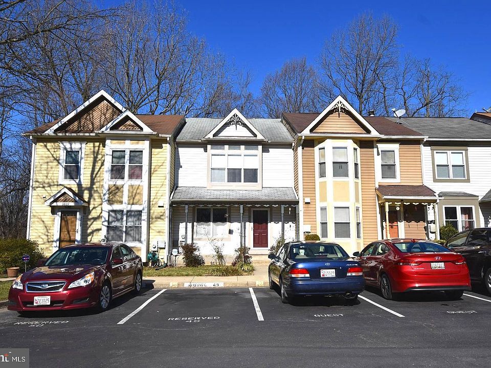 1st image of 2867 Schoolhouse Cir