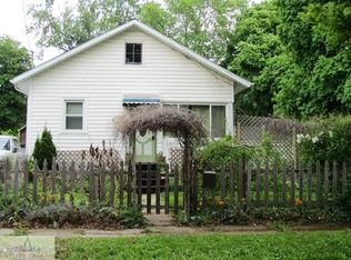 1604 Illinois Ave, Lansing, MI