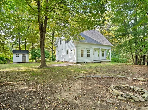 285 Elm St, Pembroke, MA 02359