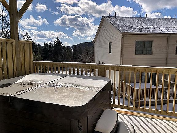 3rd image of 31 Creekside Dr