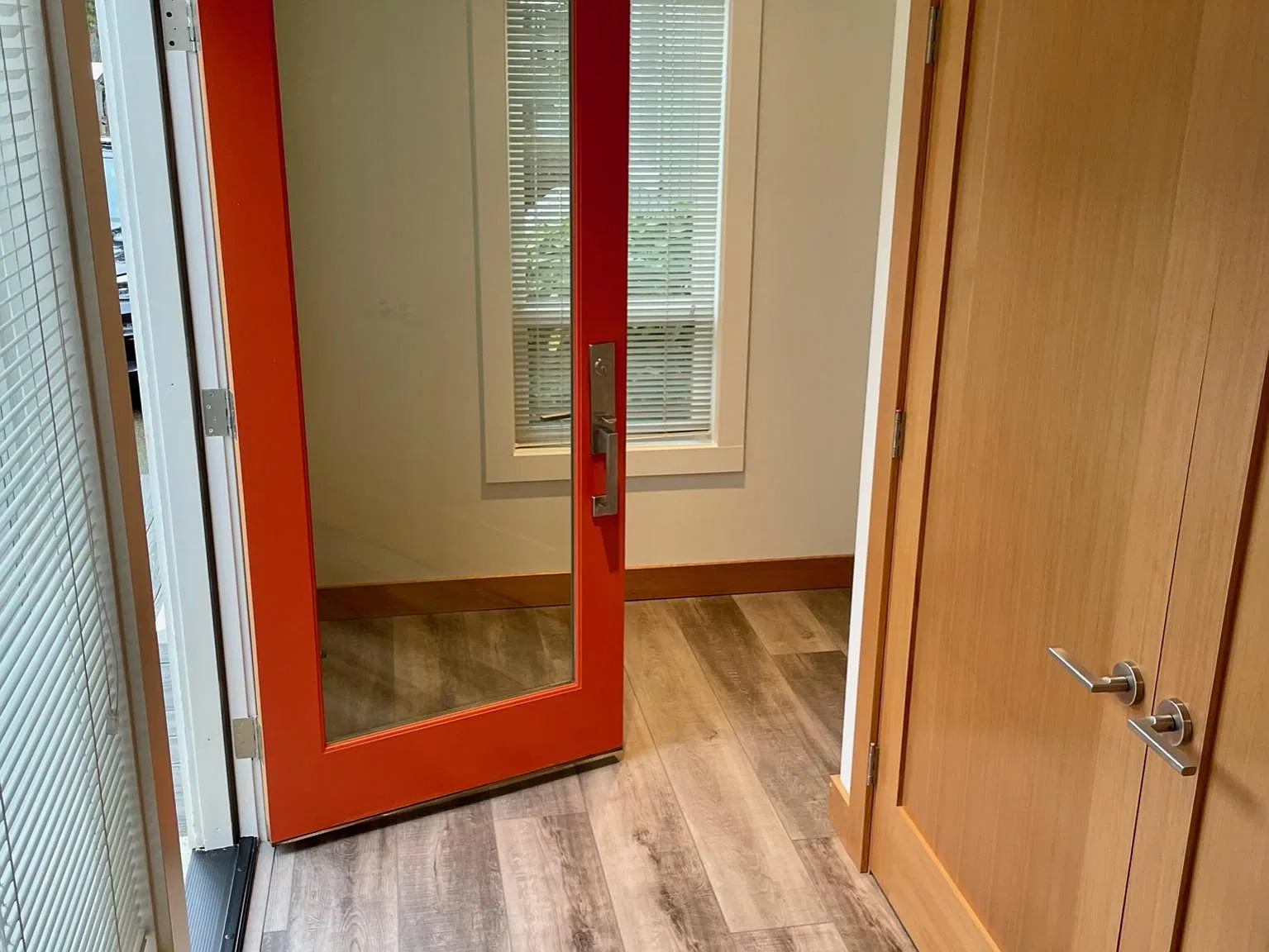 1 bed, 700 sqft, $2,475 — Photo 2