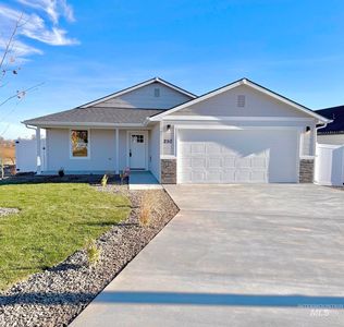 250 Elm St N, Vale, OR, 97918