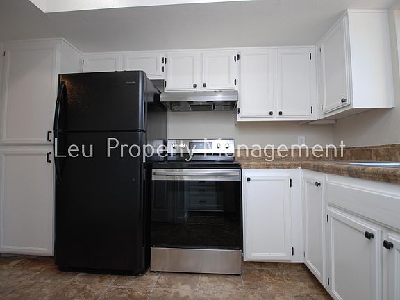 5th image of 3180 Country Club Dr APT 3D