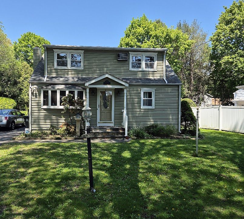 1st image of 83 Toms Rd