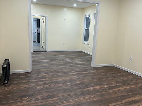 3rd image of 120 N 14th St Floor 2