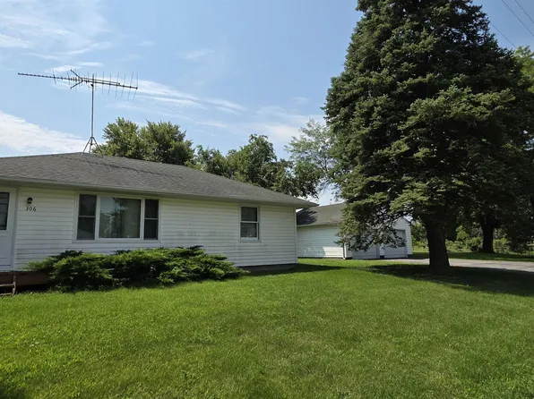 306 W 2nd St, Orient, IA 50858