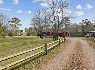 317 Kemper Rd, Hampstead, NC 28443