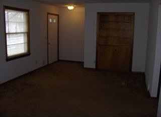 5th image of 251 W McKinley St