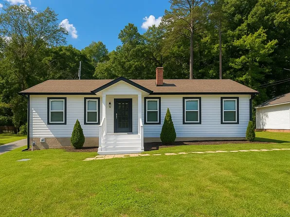 1308 Dry Valley Rd, Rossville, GA 30741