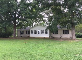 1562 Ledford Mill Rd, Normandy, TN 37360