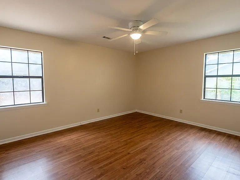 6 Oakwood Dr — Photo 15