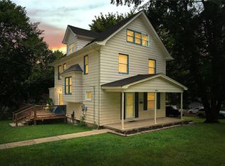 10212 E 31st St, Independence, MO 64052