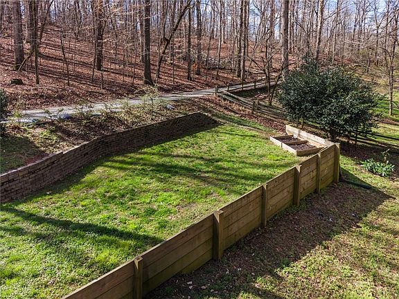 5th image of 5530 Bourbon Dr