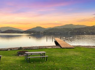 2724 Willow Ln, Bellingham, WA 98226