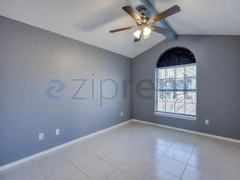 6053 Blanco River St — Photo 15