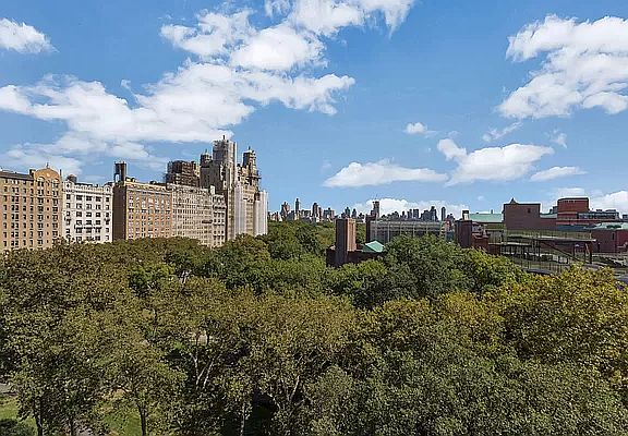 2nd image of 101 W 79th St #10FG