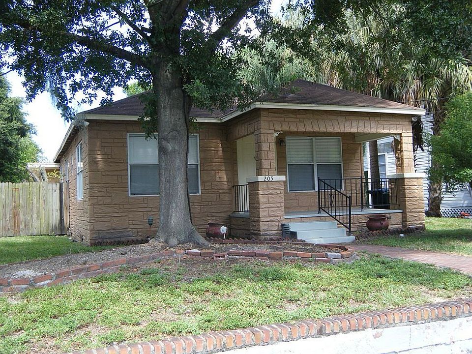 1st image of 205 S Fremont Ave