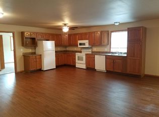 512 9th St APT 1, Sheldon, IA 51201