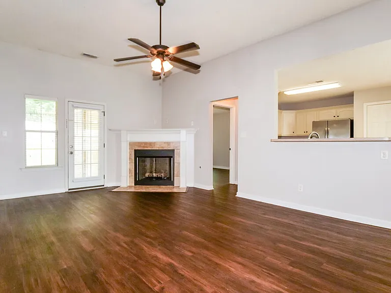 7852 Ridgedale Dr — Photo 7