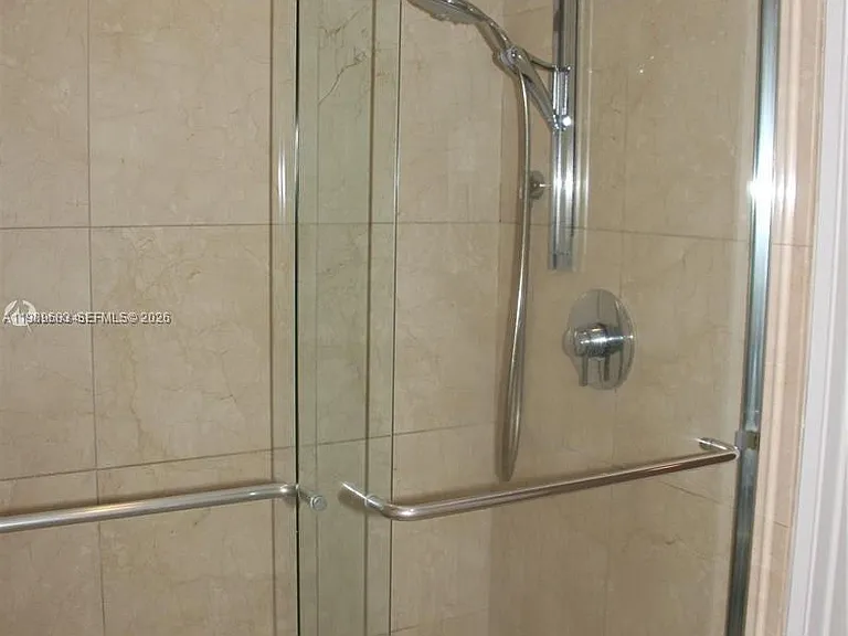 16275 Collins Ave — Photo 17