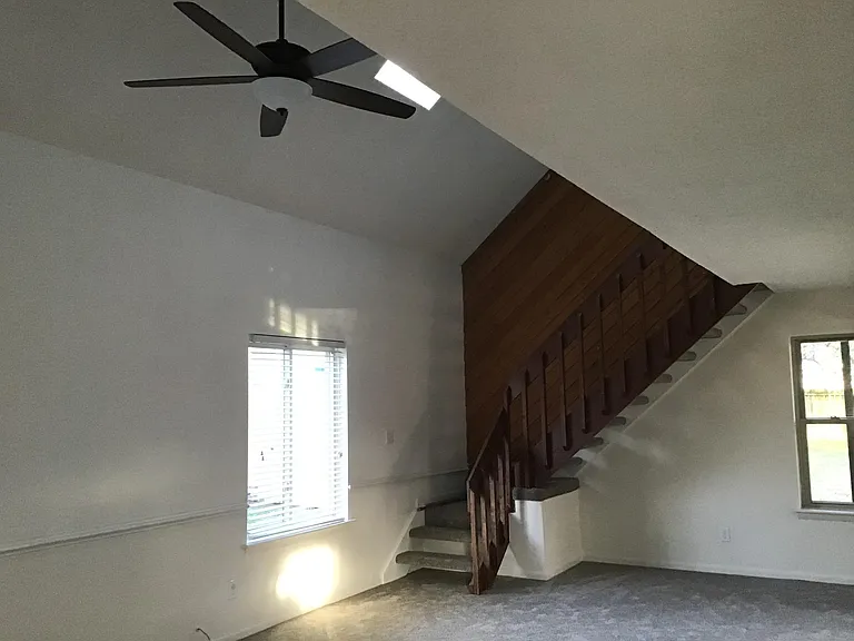 5802 Edith Ct — Photo 8