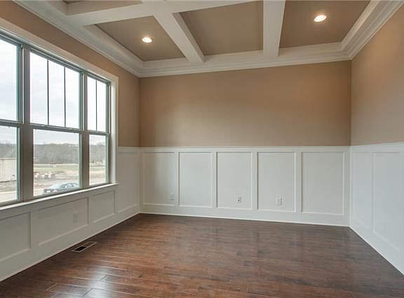 4th image of 4135 Old Light Cir #614-lot 614