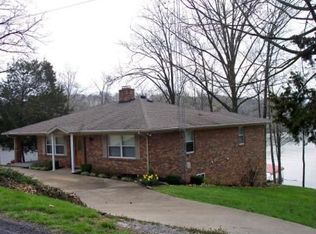 607 Algonquin Rd, Eddyville, KY 42038