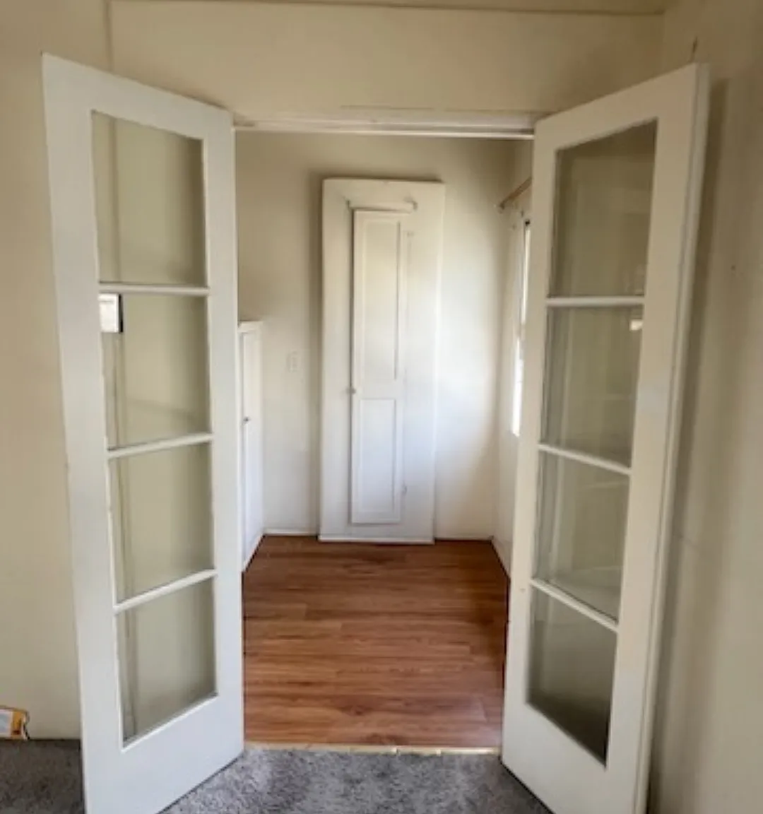 Studio, 400 sqft, $1,995 — Photo 4