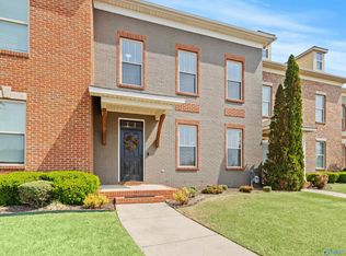 118 Park Square Ln, Madison, AL 35758