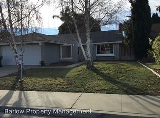 5536 Birchview Ln, Camarillo, CA 93012