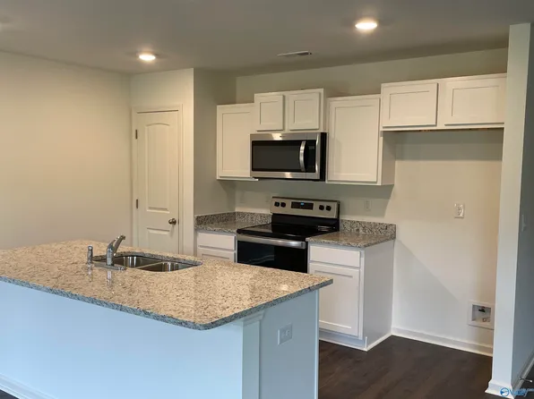 2370 Cypress Bend Cir, Gadsden, AL 35903