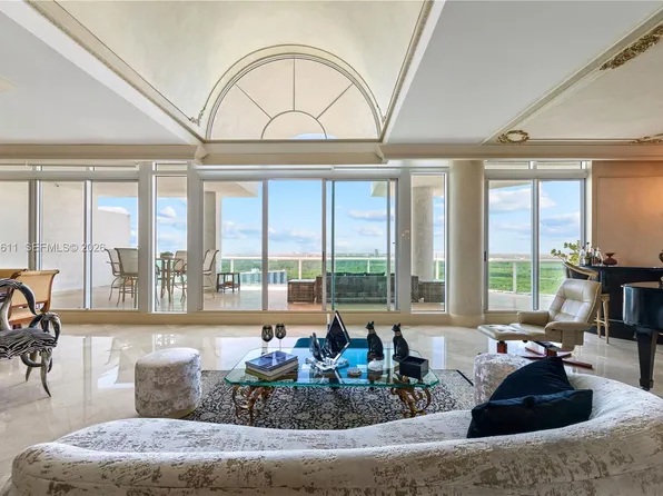 16500 Collins Ave #Phe, North Miami Beach, FL 33160